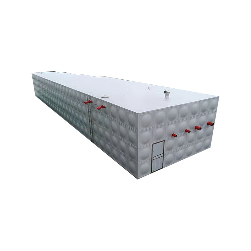 Tankpump integrerad sektionsvattentank